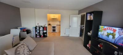 Cosy, Modern and Spacious 1 Bed Flat for rent Main Photo