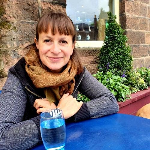 Friendly, Reliable, Conscientious Woman, 41 Main Photo