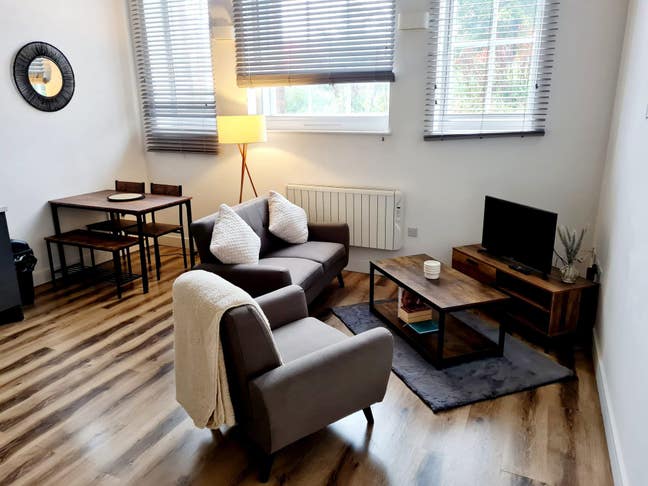 Stylish apartment,  1 Room remaining  Main Photo
