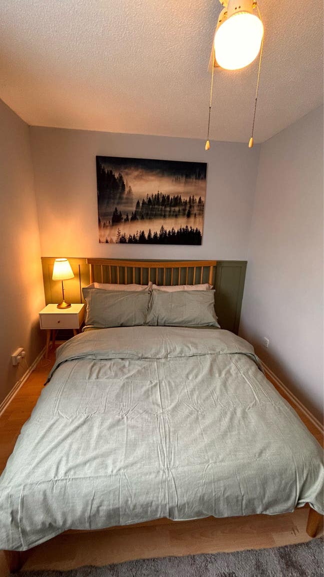 Quite, furnished double bedroom. Main Photo