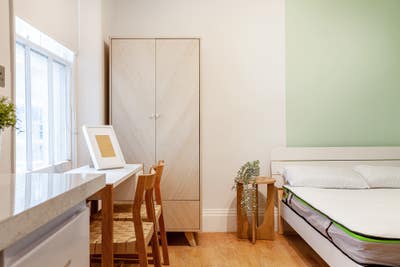 Bills included Ground floor Studio Main Photo
