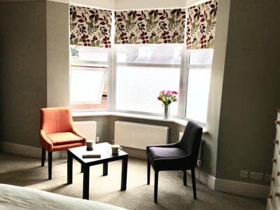  Large double room with bay window - Heavitree Main Photo