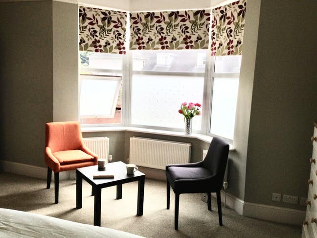  Large double room with bay window - Heavitree Main Photo