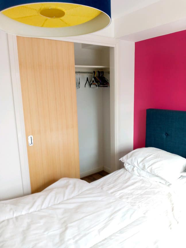 1 bedroom with toilet and bathroom available  Main Photo