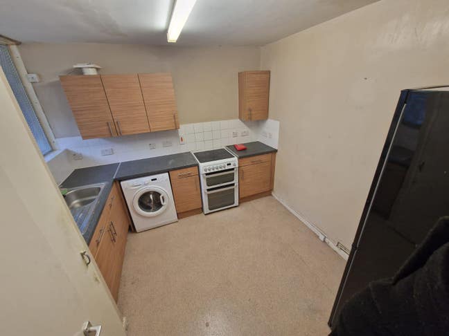 Rooms Available in Welford Court, Nine Elms Main Photo