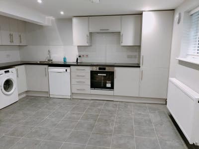 Double bedroom in Chorlton two bed flat Main Photo
