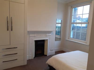 Room Share - Fulham-Chelsea Main Photo