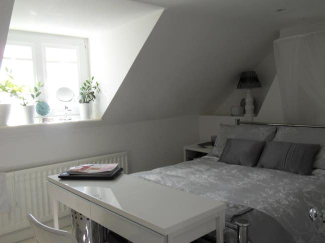 Room with en-suite in a Shared House Main Photo