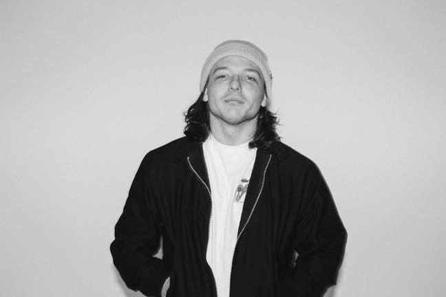 Musician/Pro-wrestler looking for flat share Main Photo