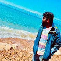 Professional Male seeks a single or double room Main Photo