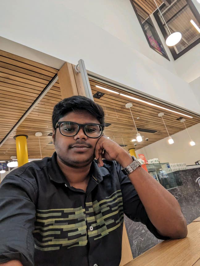 Professional Male seeks a single or double room Main Photo