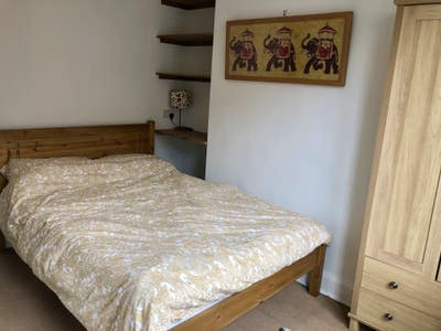 Mature Student for Double Room Mon-Fri Main Photo