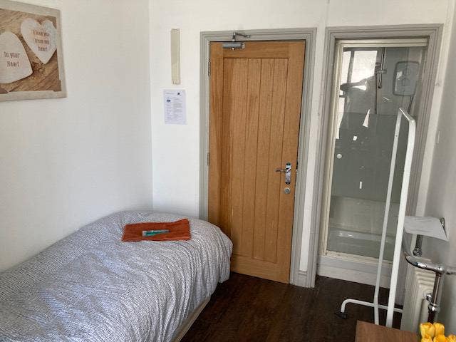 🏘️Large Room; Great Central Near Pier, BN2🏘️20Ps Main Photo