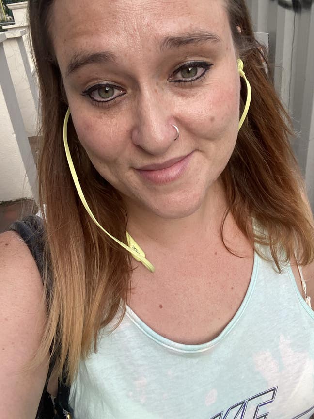 Looking for a houseshare :) Main Photo