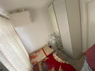 Box Room with family friendly environment  Main Photo