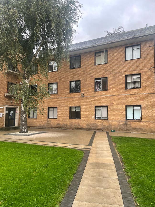 Montgomery House offers a double in the Annexe ! Main Photo