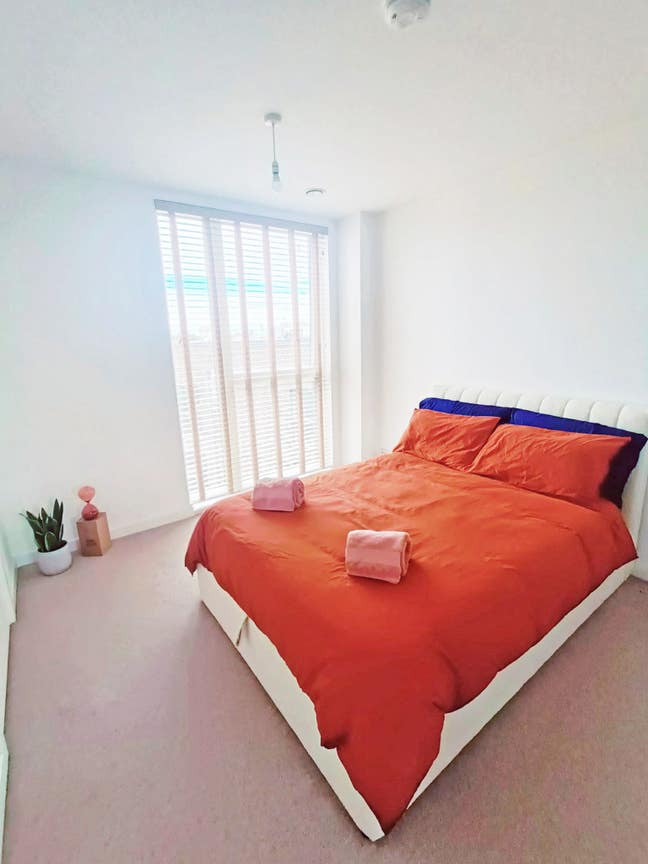 ✅ New Ensuite Room  🏠 All Bills inc ❤️ 6 Months Main Photo
