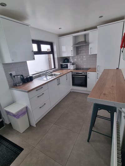  Double  Room  -  Ormeau  -   BT7 Main Photo