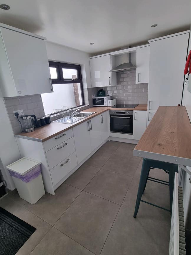 Double Room - Ormeau -  BT7 2ES  Main Photo