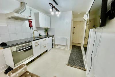 Studio in Kember Street, Islington, London, N1 Main Photo