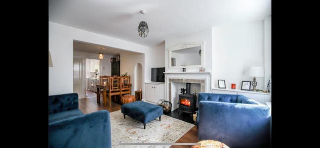 Beautiful Victorian cottage in stunning St Albans Main Photo