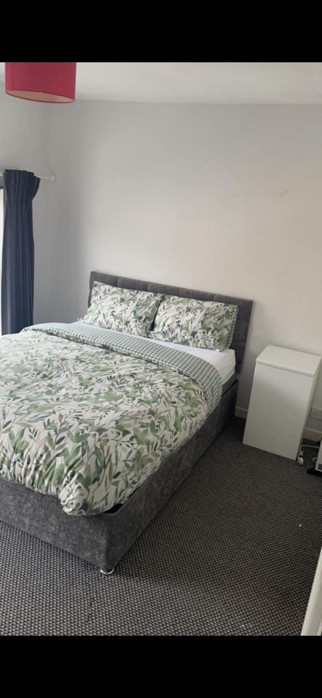 Student Location 2 Mins to Queens Bills Included Main Photo