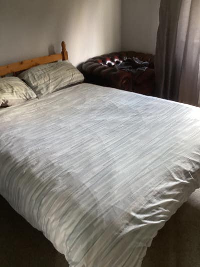 Large Double Room to Rent in very quiet house Main Photo