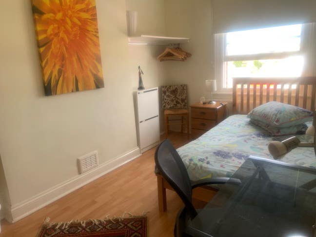Large Bedroom Main Photo