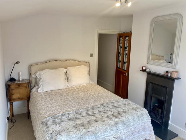 Double Room available March 1st East Dulwich  Main Photo