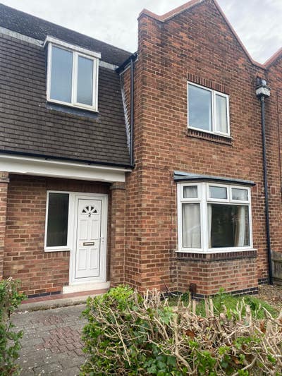 Large double room in Dringhouses  Main Photo