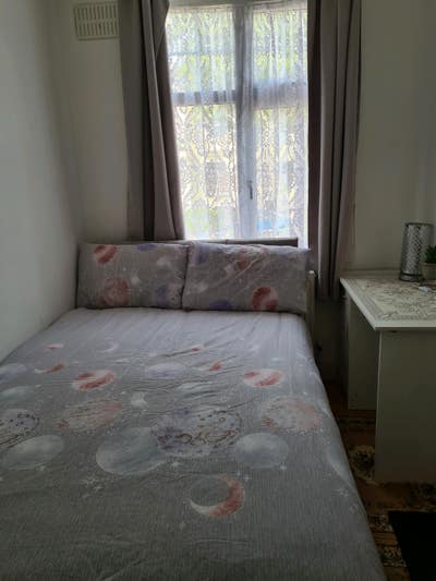 Small single room Main Photo