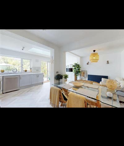 Fab double room  in Stamford with o/s parking  Main Photo