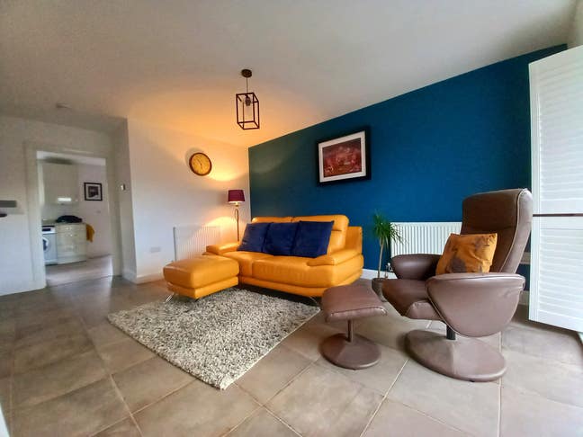 New Stunning Single Room!  Main Photo