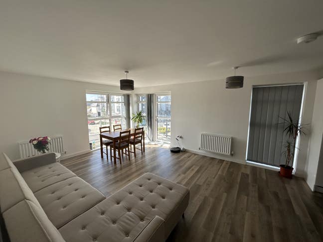 En-suite double room available in Patchway Main Photo