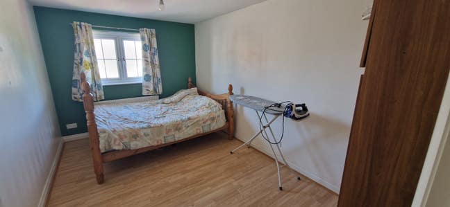 Room For Rent Main Photo