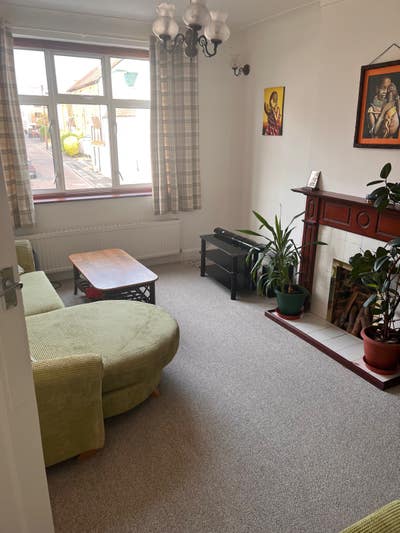 Beautiful home in the heart of Norwood Junction Main Photo