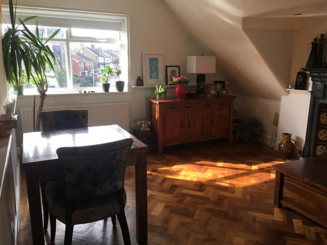 Beautiful King Size Room in Period Property  Main Photo