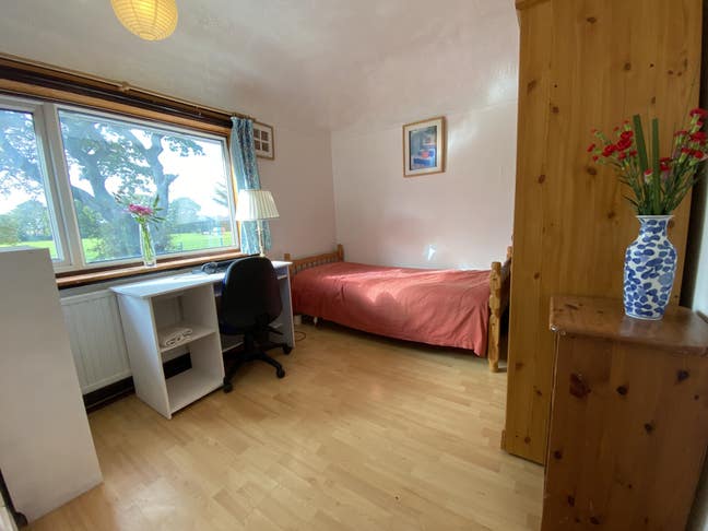 Spare 1 Room Rent  Main Photo