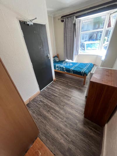 Room 1, Sarehole Rd, Hall Green, B28 8Dr Main Photo