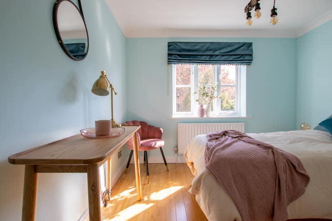 Double Room in Superb Home Main Photo