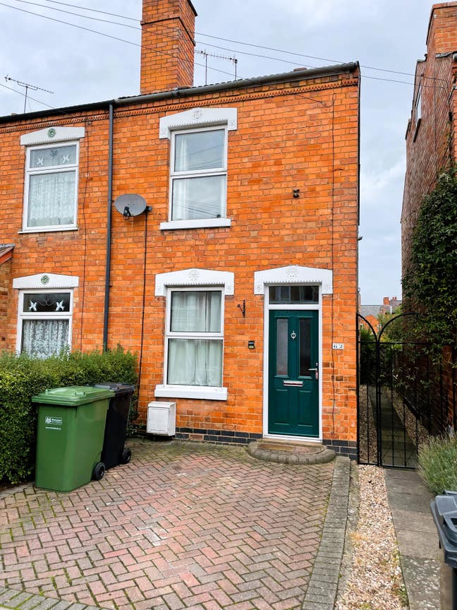 Double Room Available In St Johns Main Photo