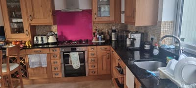 Doble room to let the house is exellent condition  Main Photo