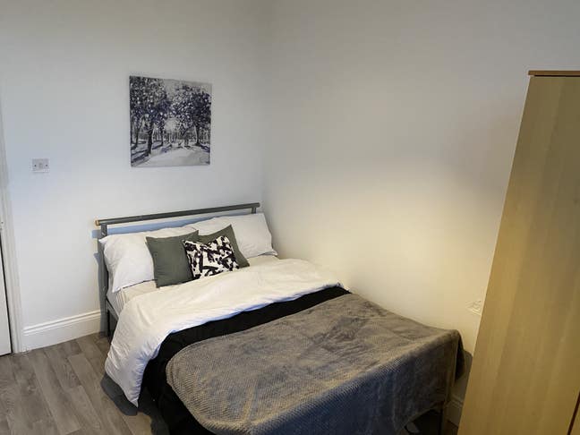 Cv1 double room available short term Main Photo