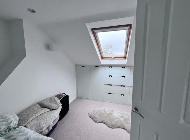 Double en suite room available in Highbury Main Photo