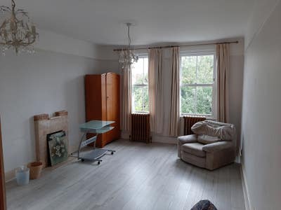 Bounds Green Large Double room Main Photo
