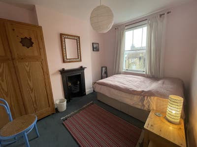 Quiet and cosy room 5min from Brighton station  Main Photo