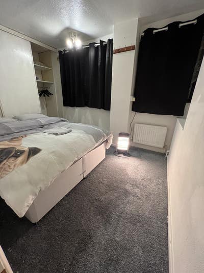 Double & Single Bedroom 10 min to Basildon Station Main Photo