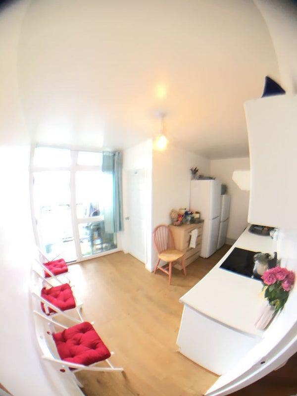 10 Min Walk To Putney Station Nice Single Room Main Photo