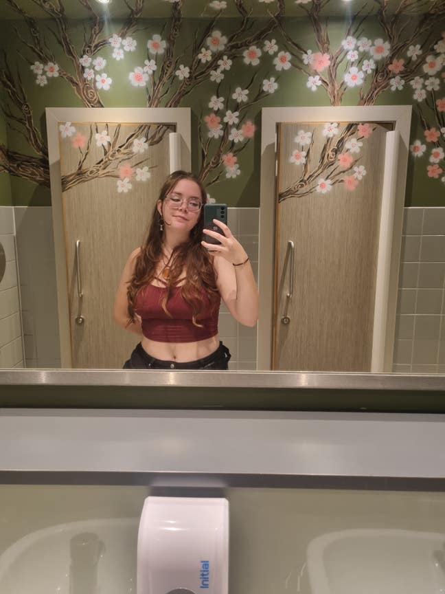 Looking for a friendly professional houseshare 🌟 Main Photo