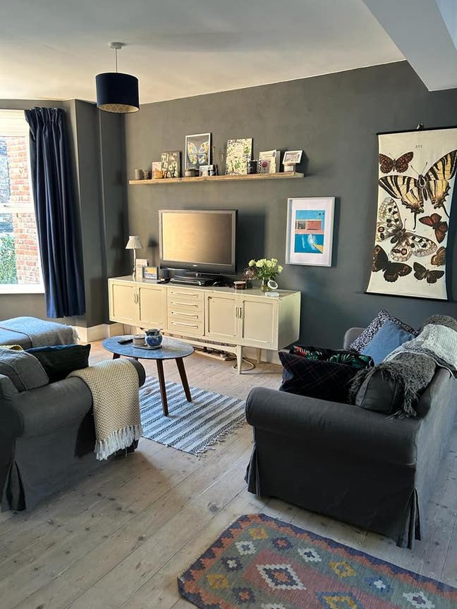 Lovely room in a cosy friendly house Main Photo